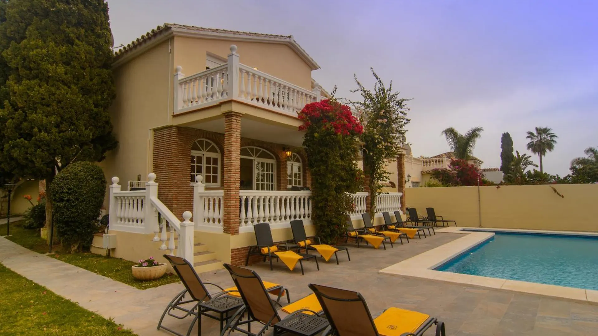 Villa Las Chapas Playa Marbella Spain