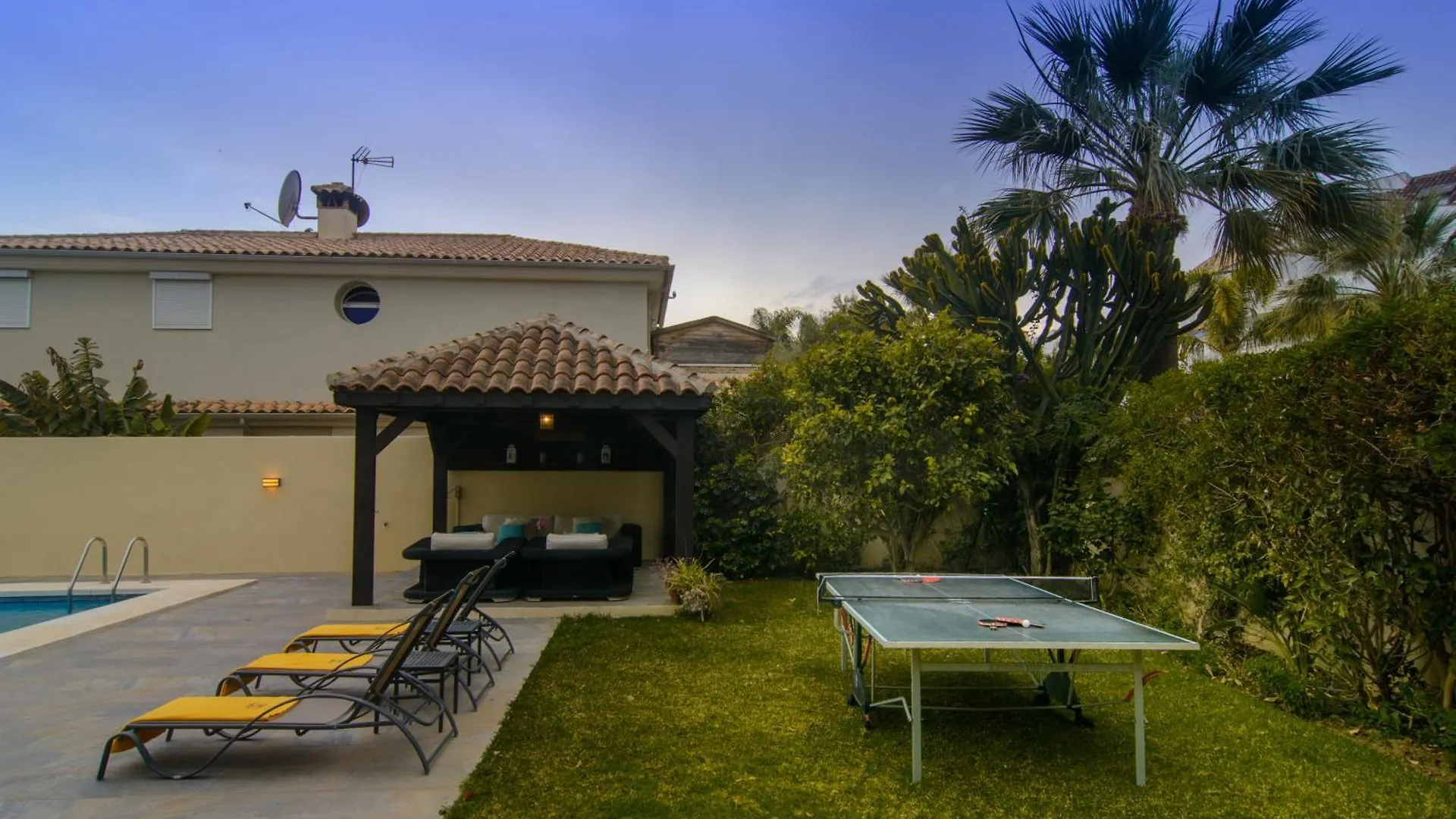 Villa Las Chapas Playa Marbella 0*,  Spain